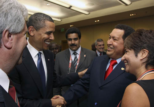 obama-chavez-love-in